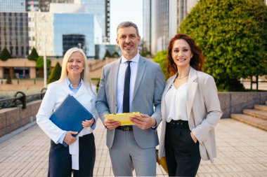 Şehirdeki teknolojiyi kullanan iş adamları, başarı için yenilikleri kucaklıyor