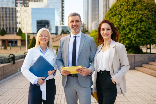 Şehirdeki teknolojiyi kullanan iş adamları, başarı için yenilikleri kucaklıyor