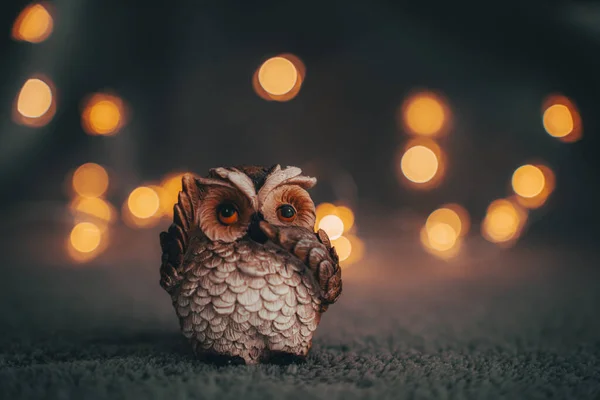 Elle boyanmış ahşap Noel süsü.