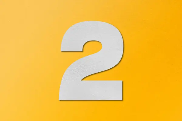 Papel Branco Tipo Alfabeto Número Isolado Fundo Amarelo — Fotografia de Stock