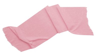 Pembe buruşuk yırtık bant beyaz arkaplanda izole.