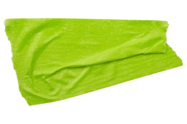 yeşil buruşmuş bant beyaz arkaplanda izole.