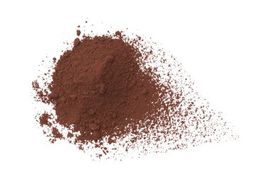 kahverengi toz beyaz arkaplanda izole edildi