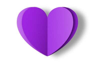 şeffaf arka planda izole edilmiş mor kağıt kalpler. Sevgililer Günü.