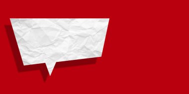 Kırmızı arkaplanda izole edilmiş beyaz konuşma balonu buruşmuş kağıt