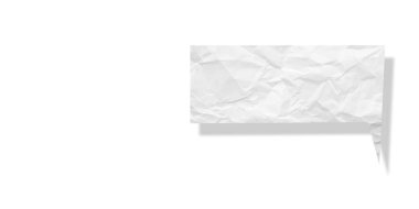 Beyaz konuşma balonu buruşmuş kağıt beyaz arkaplanda izole