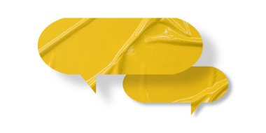 Sarı konuşma balonu buruşmuş kağıt beyaz arkaplanda izole edilmiş