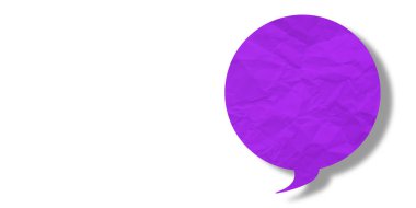 Mor konuşma balonu buruşmuş kağıt beyaz arkaplanda izole edilmiş