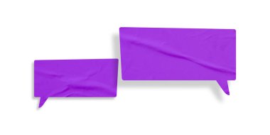 Mor konuşma balonu buruşmuş kağıt beyaz arkaplanda izole edilmiş