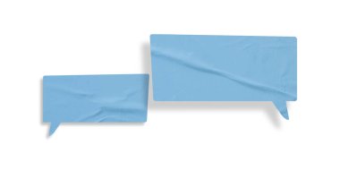 Açık mavi konuşma balonu buruşmuş kağıt beyaz arkaplanda izole edilmiş