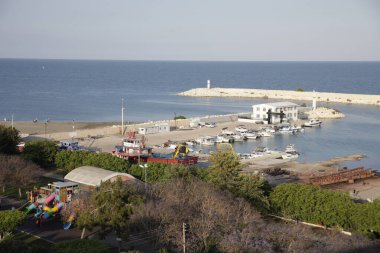 erdemli balıkçılık limanı ve deniz feneri