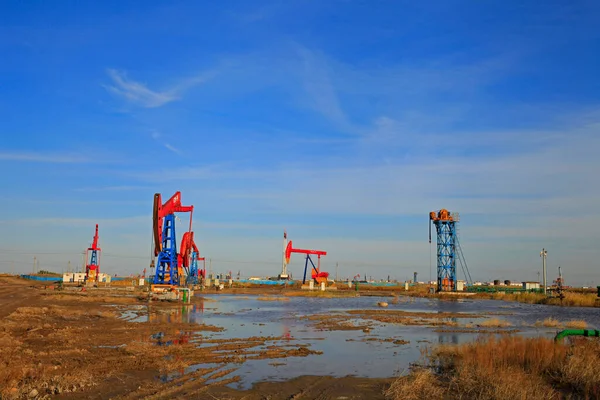 Oliepomp Industriële Uitrusting — Stockfoto