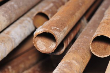 Çelik boru katmanları. Yakın çekim.