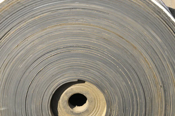 Возьмите Линию Черный Изоляционный Резиновый Каток — стоковое фото