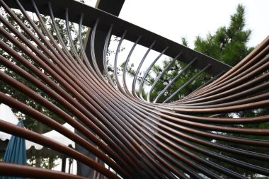 Modern inşaat çeliği, gelecekteki gerçeküstü tasarım.