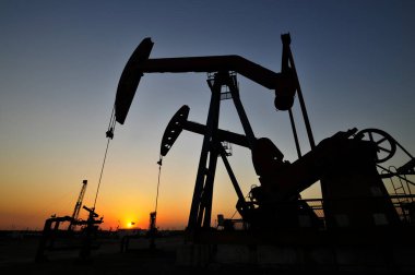 Petrol pompası, endüstriyel ekipman