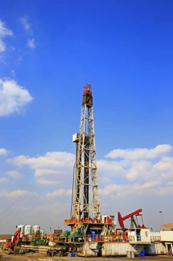 Petrol sondaj ekipmanları