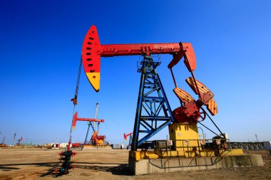 Petrol pompası, endüstriyel ekipmanlar