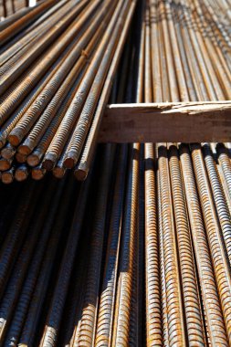 İnşaat alanında inşaat çubuğu düzenlendi