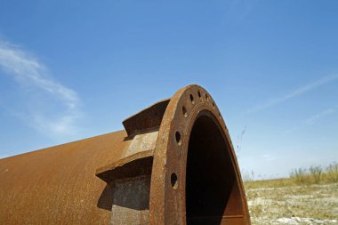 Paslı boru endüstrisi ekipmanları ve tesisleri.