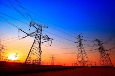 Elektrik kulesi, güç ekipmanı.