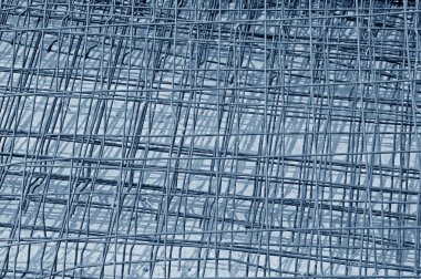 Çimento çantası. Yakın mesafeden ateş edilmiş.