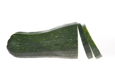 Beyaz arkaplanda taze kabak, yakın plan resimler