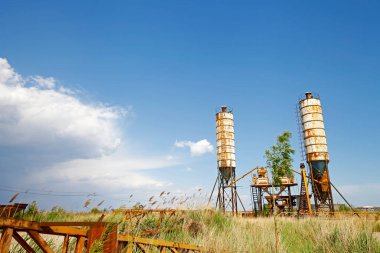 Beton karıştırma silosu, inşaat tesisleri.