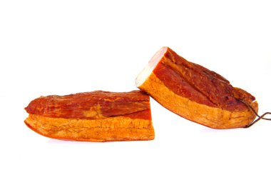 pastırma beyaz arka planda izole edilmiş