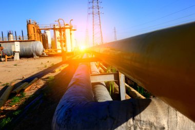 Boru hattı vanaları ve sanayi ekipmanları