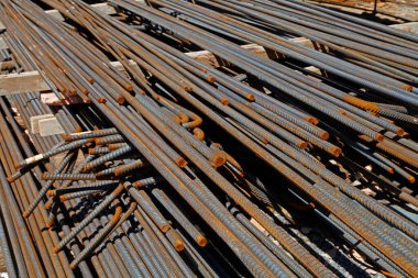 İnşaat alanında inşaat çubuğu düzenlendi