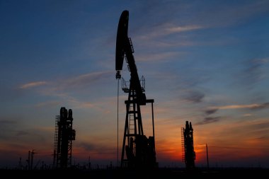 Borular ve vanalar endüstriyel ekipmanlar