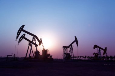 Borular ve vanalar endüstriyel ekipmanlar