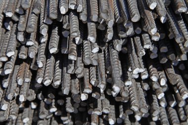 İnşaat alanında inşaat çubuğu düzenlendi