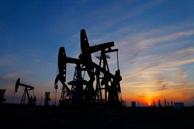 Borular ve vanalar endüstriyel ekipmanlar