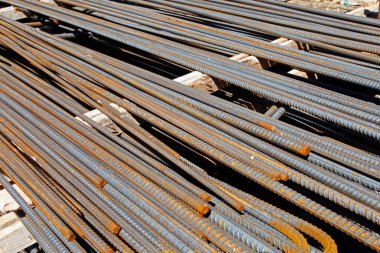 İnşaat alanında inşaat çubuğu düzenlendi