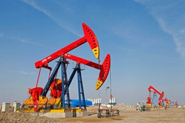 Borular ve vanalar endüstriyel ekipmanlar