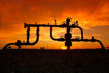 Borular ve vanalar endüstriyel ekipmanlar