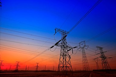 Elektrik kulesi, güç endüstrisi ekipmanları
