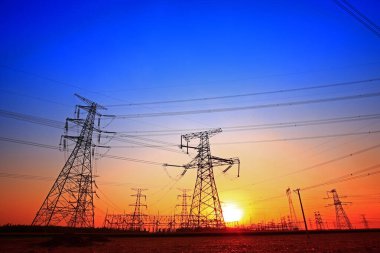 Elektrik kulesi, elektrik şebekesi, enerji endüstrisi ekipmanları ve tesisleri