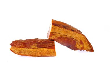 pastırma beyaz arka planda izole edilmiş