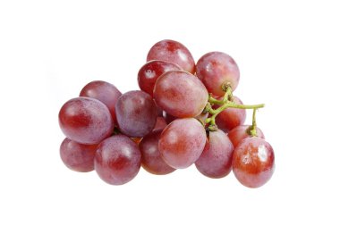 Beyaz arkaplanda üzümler, yakın mesafeden çekilmiş..