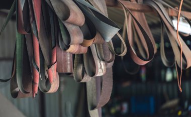 Abrasive belts for grinders