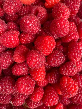 Taze ahududu yakın..