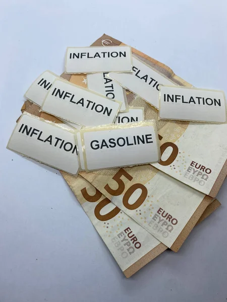 Enflasyon Benzin Etiketli Euro Banknotlarını Kapat — Stok fotoğraf