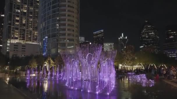 Klyde Warren Park Water Fountain Splash Pad Dallas Teksas Usa — Wideo stockowe