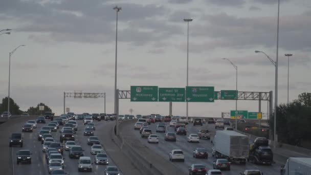 Auto Occupate Ora Punta Traffico Sulla Strada Dallas Texas — Video Stock