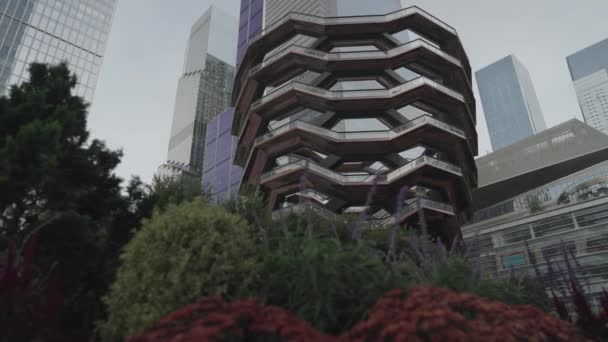 Vessel Honeycomb Shaped Architecture Landmark Spiral Staircase Hudson Yards Manhattan — 비디오
