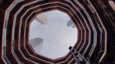 Hudson Yards Manhattan, New York City 'deki Spiral Merdiven Taşıyıcı Bal Tarlası Mimari Tarihi Eserler