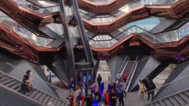 Hudson Yards Manhattan, New York City 'deki Spiral Merdiven Taşıyıcı Bal Tarlası Mimari Tarihi Eserler